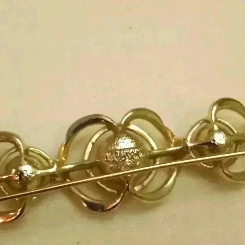 Sarah Coventry‎ Amber-Jet Bar Pin